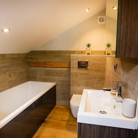 Byram Chalet *